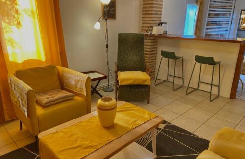 Fals Apartment | Tournesol