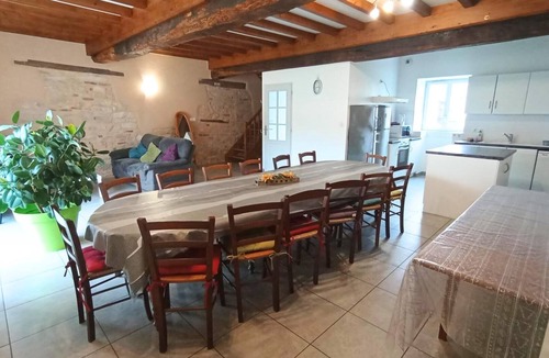 Saint-Benigne House | Tournesol - Saint-benigne