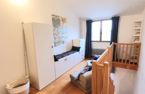 Tournon-sur-Rhone House | Tournon-Sur-Rhone/Street house at the foot of the vineyards