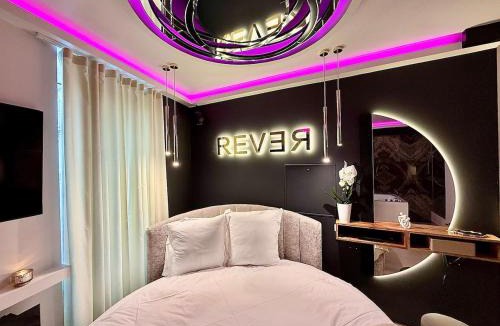 Neauphle-le-Chateau Apartment | Tout pour Rêver - Love Room - Jacuzzi