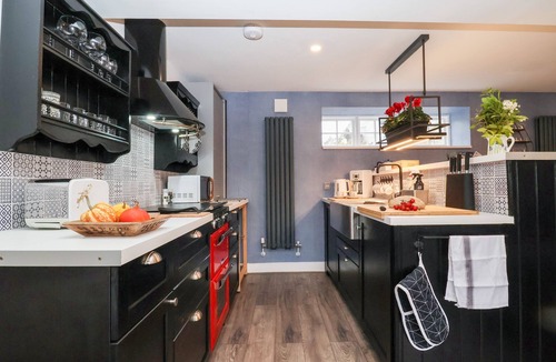 Melton Cottage | TOWER END COTTAGE, pet friendly, with open fire in Melton