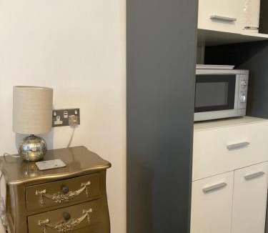 Dummer House | Tower Hill House Basingstoke