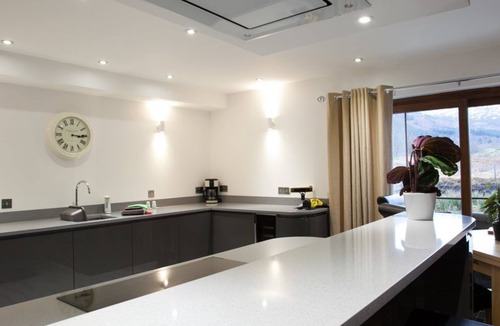 Torlundy Apartment | Tower Ridge Apartments