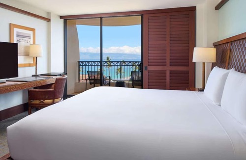 Kaanapali Hotel | Tower Rooms with Oceanview + Pools. Dining. Spa.