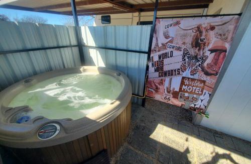 Cisco Other | Tower-view Hot-tub Retreat