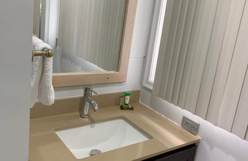 Parry Sound Hotel | Town and Country Motel