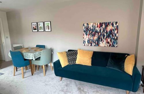 Wallingford Apartment | Town centre apartment with parking