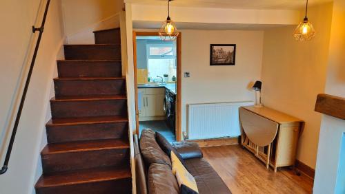 Cheltenham Apartment | Town Centre House with free parking