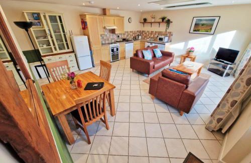 Ivinghoe House | Town End