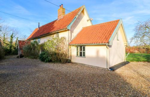 Thorndon House | Town Farm