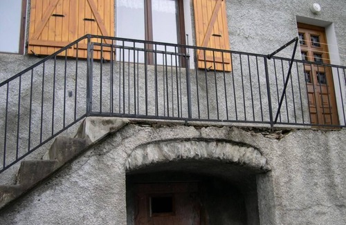 Montsapey House | Town Hall 1 - MONTSAPEY