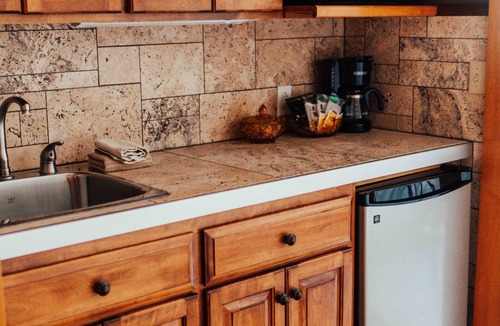 Deadwood Bed & Breakfast | Town Hall Inn
