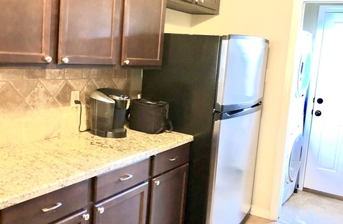 Harvey Hillsides House | Town Home 4.5 Miles From Texas A&M