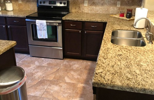 Harvey Hillsides House | Town Home 4.5 Miles From Texas A&M