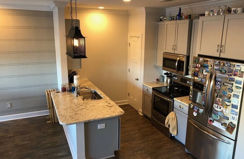 Downtown House | Town home with private garage