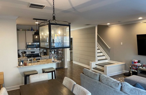Downtown House | Town home with private garage
