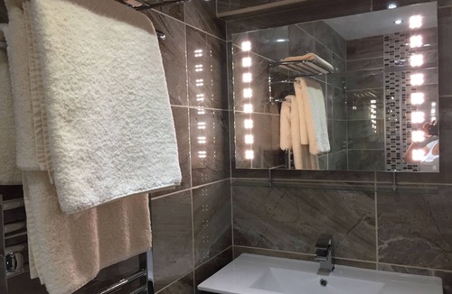 Brecon Bed & Breakfast | Town House at Brecon