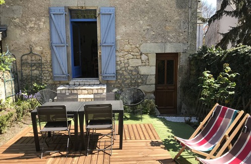 Azay-le-Rideau House | Town house "Au 49"