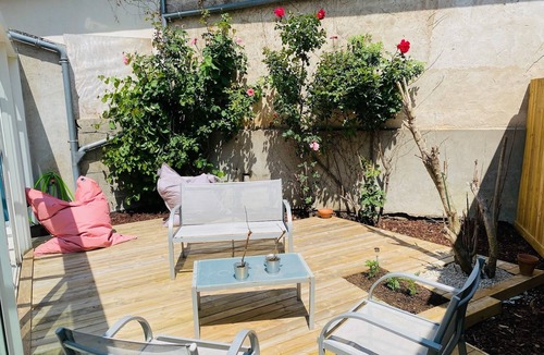 Marmande House | Town house