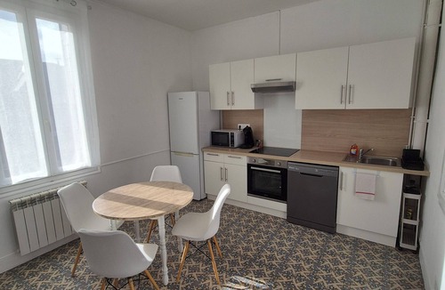 Coteaux Ouest House | Town house in Rouen, 2mins walk from public transport