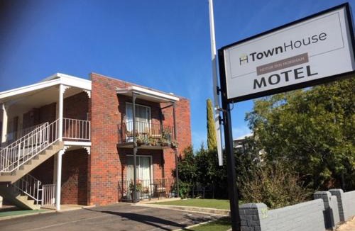 Horsham Hotel | Town House Motor Inn