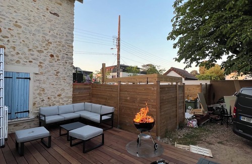 Cesson House | Town house with garden