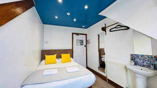 Newquay City Centre Hotel | Town Lodge