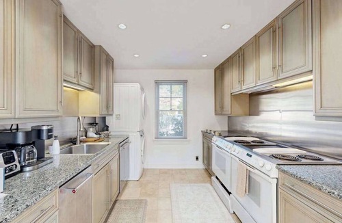 Dodds Addition Condo | Town of Rehoboth Beach - 38242 Robinson Dr. Unit #1
