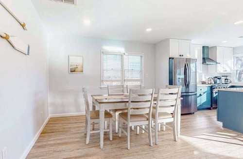 South Bethany Harbor House | Town of South Bethany renovated canal-front home with private dock & firepit
