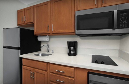 Victory Hills Hotel | Towneplace Suites Abq Airport