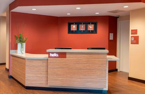 Jeffersonville Hotel | TownePlace Suites by Marriott Louisville North