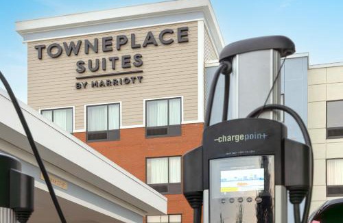 Cheektowaga Hotel | TownePlace Suites Buffalo Airport