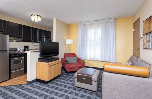 East Lansing Hotel | Towneplace Suites by Marriott East Lansing