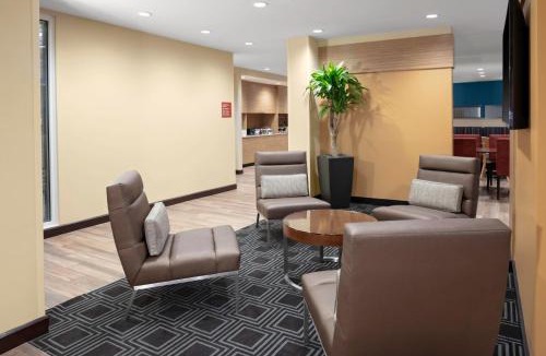 Gainesville Hotel | TownePlace Suites by Marriott Gainesville