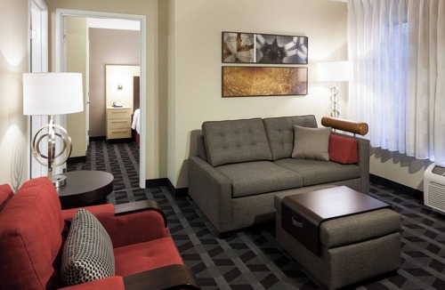 Little Rock Hotel | TownePlace Suites by Marriott Little Rock West