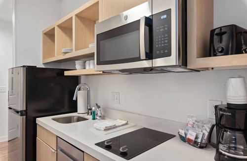 White Hall Hotel | Towneplace Suites By Marriott White Hall