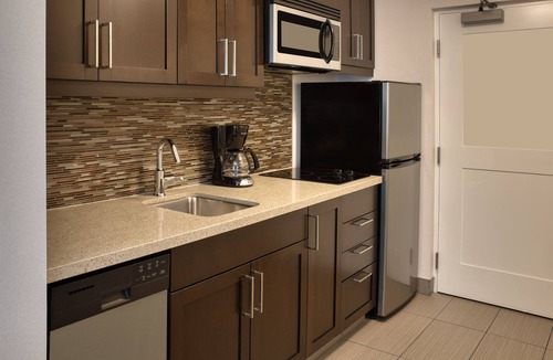 Cannifton Hotel | TownePlace Suites by Marriott Belleville