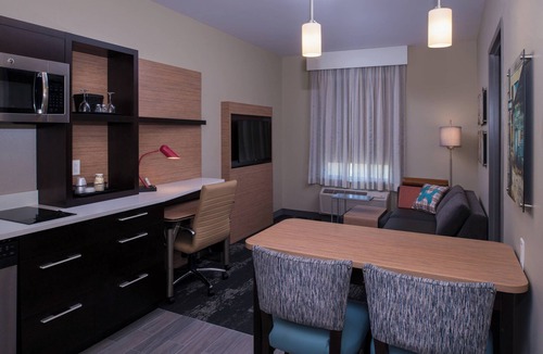 Saskatoon Hotel | TownePlace Suites by Marriott Saskatoon