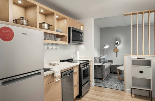 Tecumseh Hotel | Towneplace Suites By Marriott Tecumseh Windsor