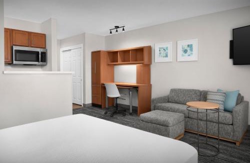 Victory Hills Hotel | TownePlace Suites by Marriott Albuquerque Airport