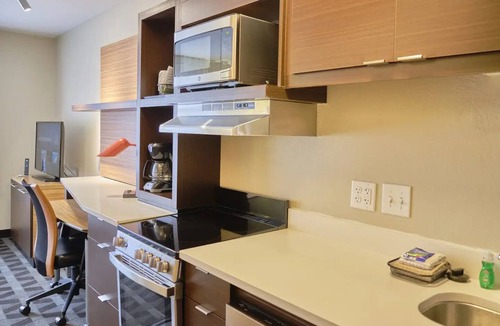 Aberdeen House | Towneplace Suites By Marriott