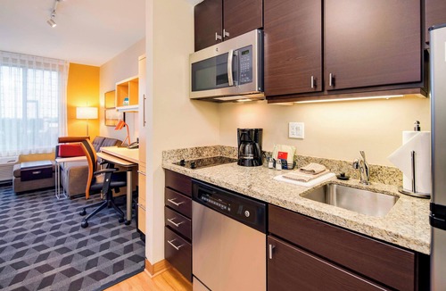 Guide Meridian Hotel | TownePlace Suites by Marriott Bellingham