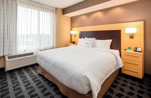 Guide Meridian Hotel | TownePlace Suites by Marriott Bellingham