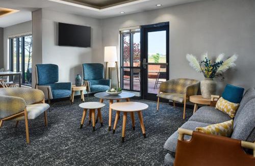 Garden City Hotel | TownePlace Suites by Marriott Garden City