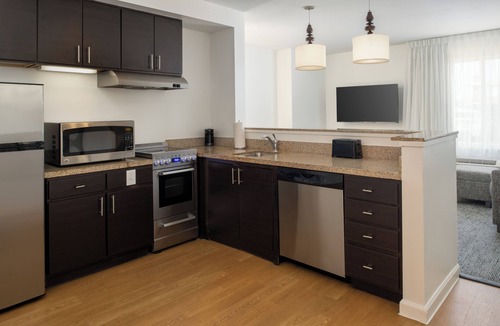 Lancaster Hotel | TownePlace Suites by Marriott Lancaster, CA