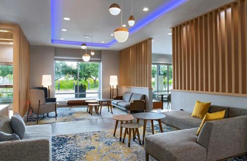The Fountains Hotel | TownePlace Suites by Marriott Stafford Sugar Land