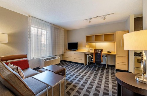 Vincennes Hotel | TownePlace Suites by Marriott Vincennes