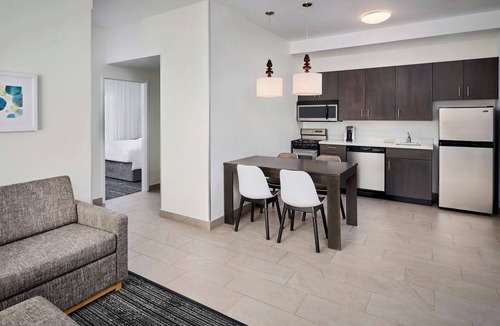 Ottawa Division Hotel | TownePlace Suites by Marriott Ottawa Kanata