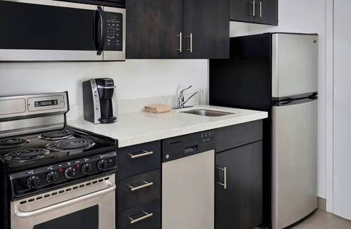 Ottawa Division Hotel | TownePlace Suites by Marriott Ottawa Kanata