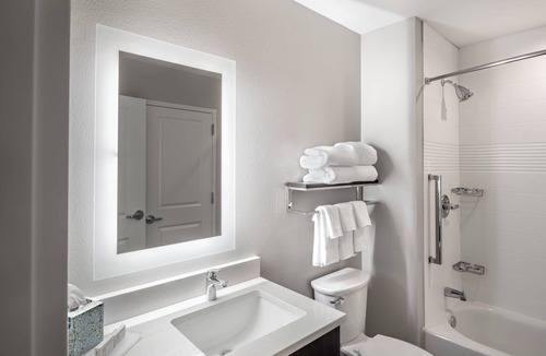 Sweetbriar Hotel | TownePlace Suites by Marriott Austin South